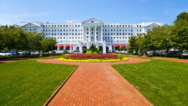 A photo of a resort in White Sulphur Springs, WV.