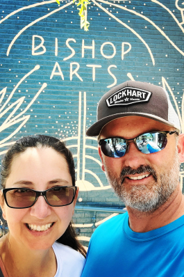 David Laffitte in front of a mural in Dallas, TX