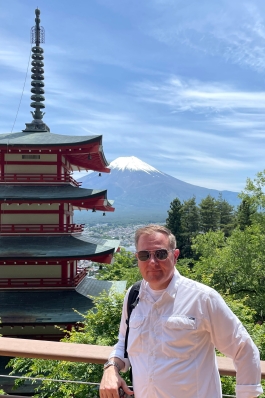 Jason Wolz at Mt. Fuji