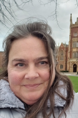 Kelly Reading in Belfast, Ireland