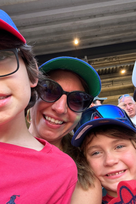 Morgan Barna and family at an Atlanta Braves Game