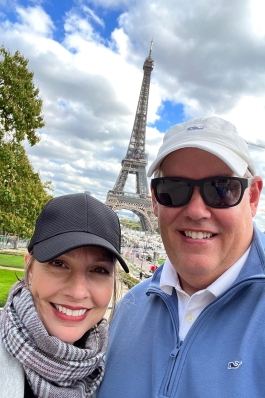 Vito Zuppardo in front of the Eiffel Tower in Paris