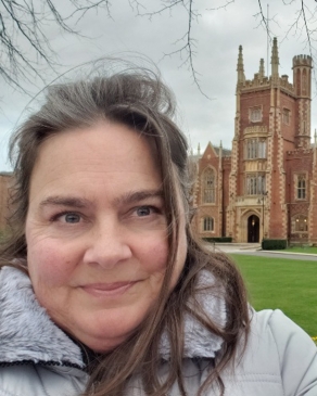 Kelly Reading in Belfast, Ireland