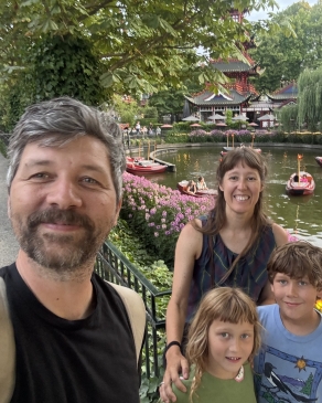 A photo of Dylan and his family.